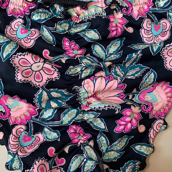 Shade & Shore Floral Print Bathing Suit - Picture 10 of 15